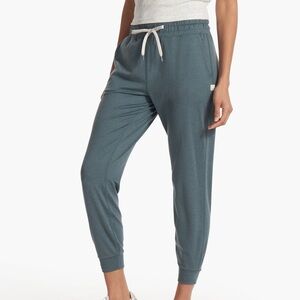Vuori Performance Jogger Lake Heather XL